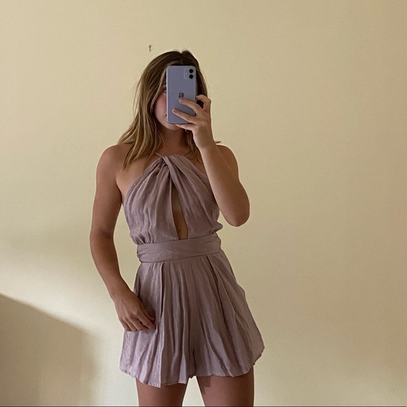 Boutique Romper - Picture 3 of 3